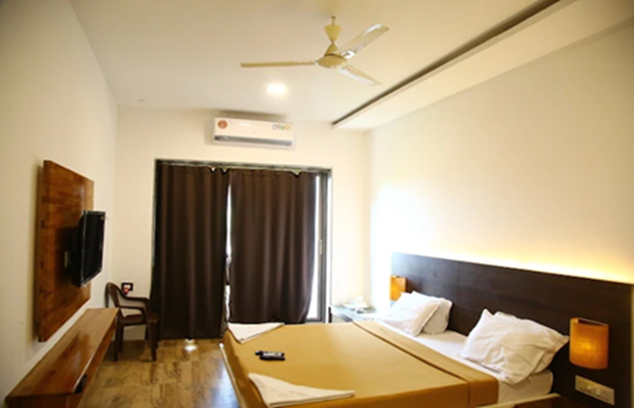 1 x Deluxe Room 